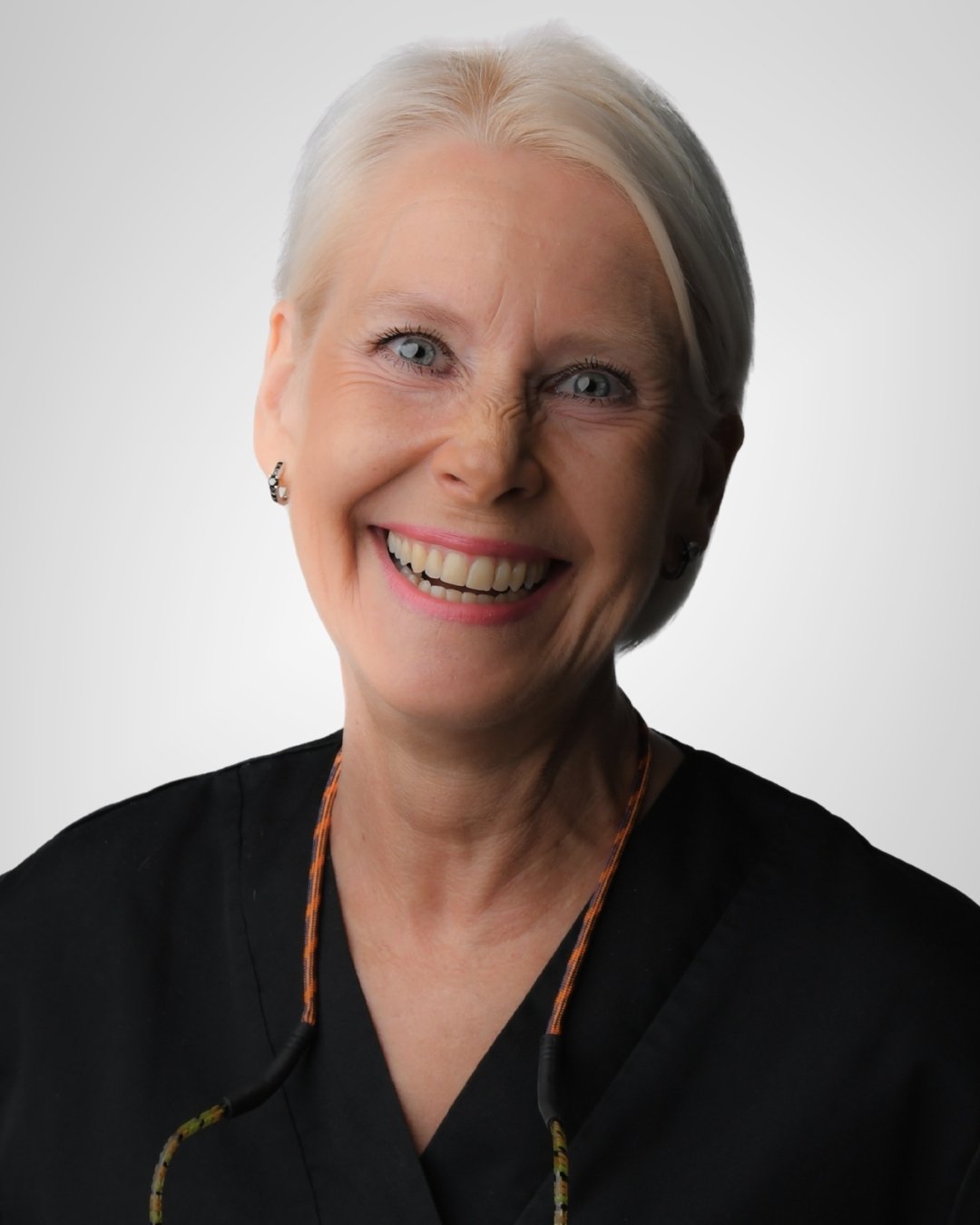 irene-finnish-dentist-marbella