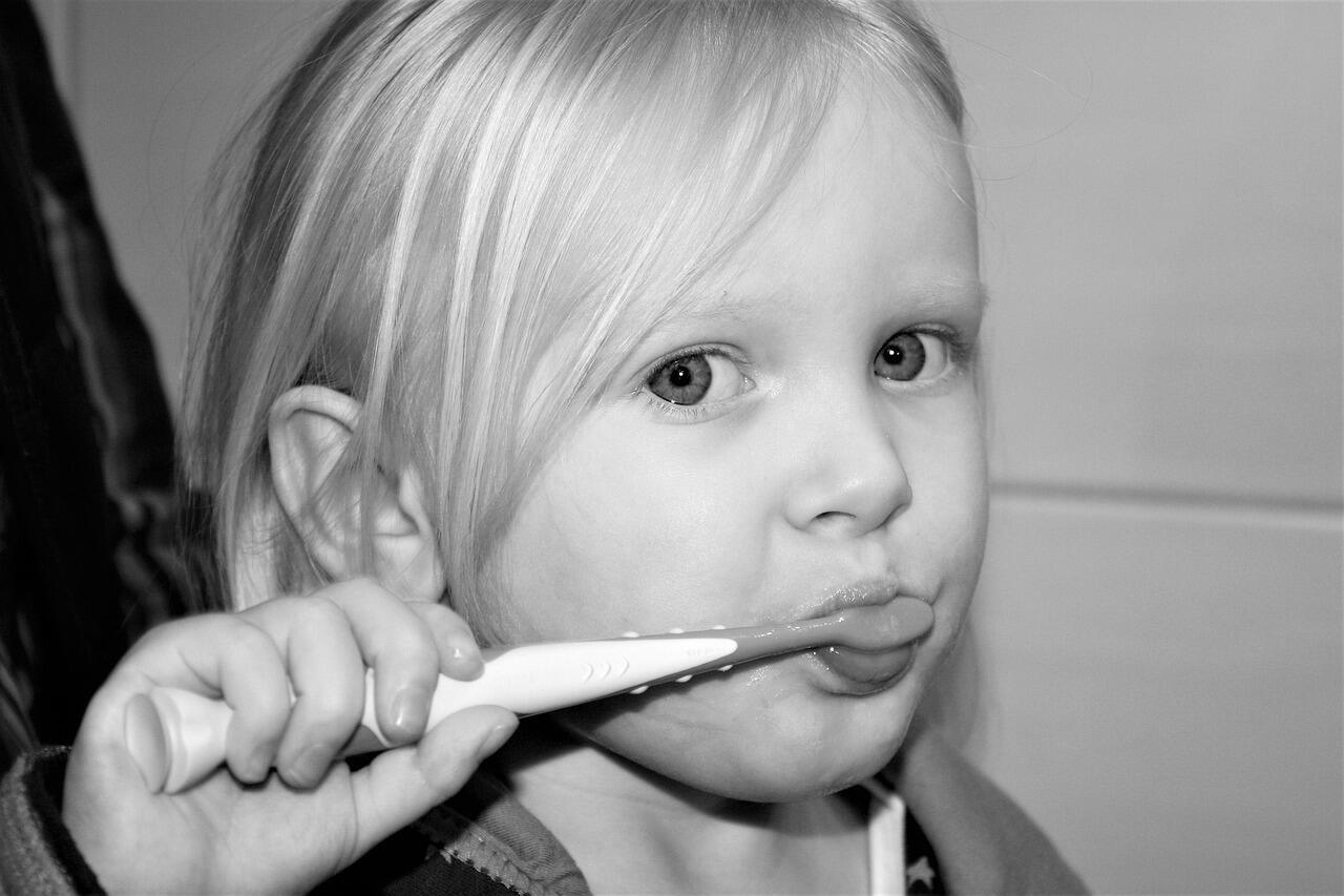 Limpieza dental profesional en Marbella