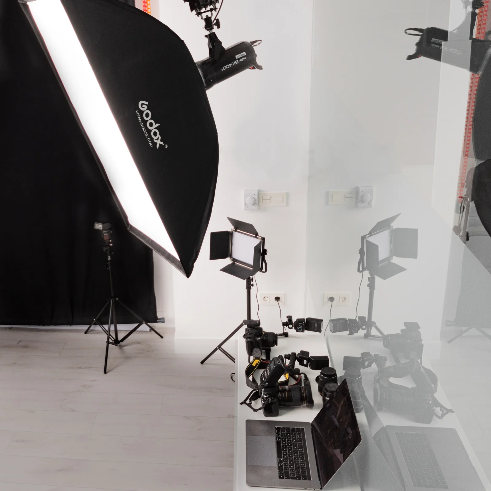 R&H Dental clinical photography and imaging room