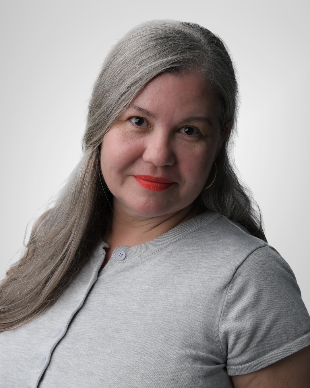 Nelda, del equipo de R&H Dental